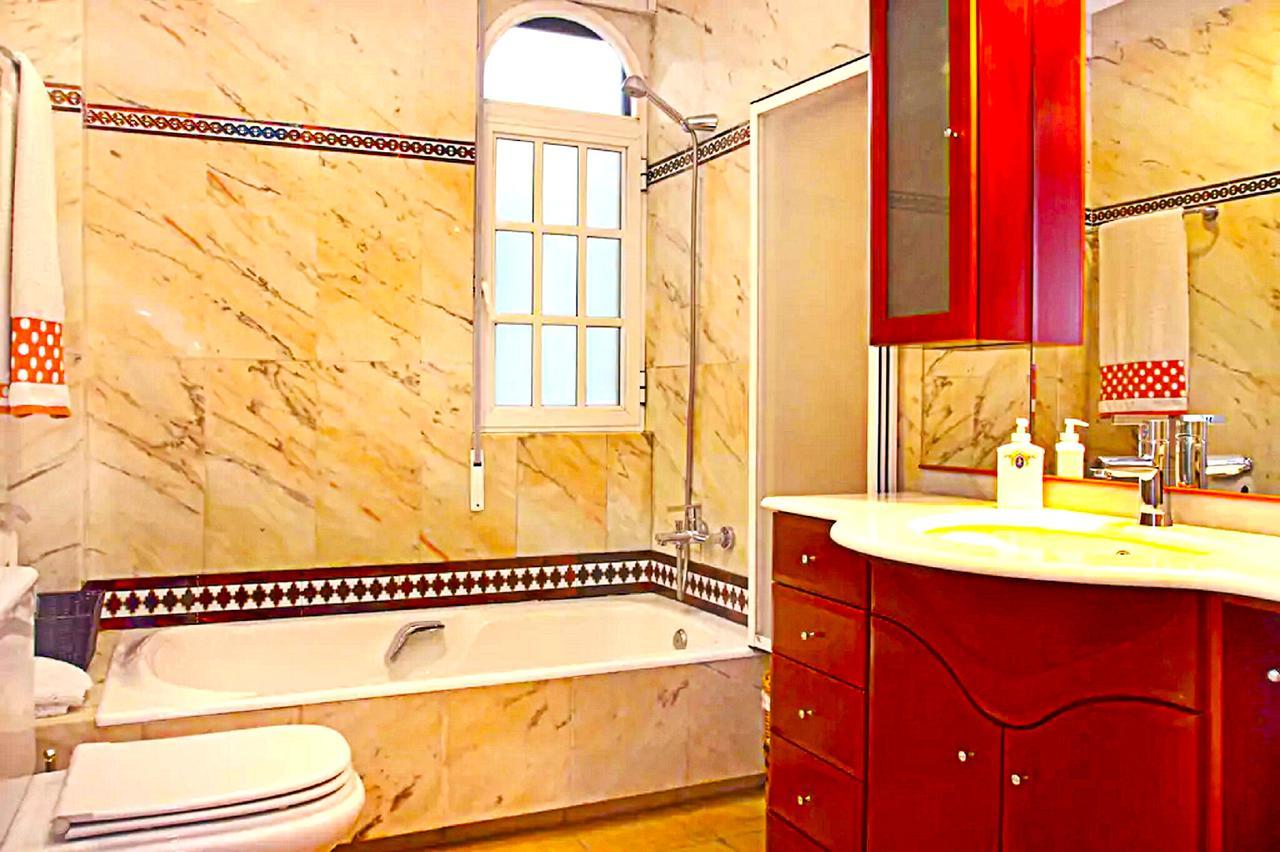 Eduardo Lucena 5, Mezquita Appartement